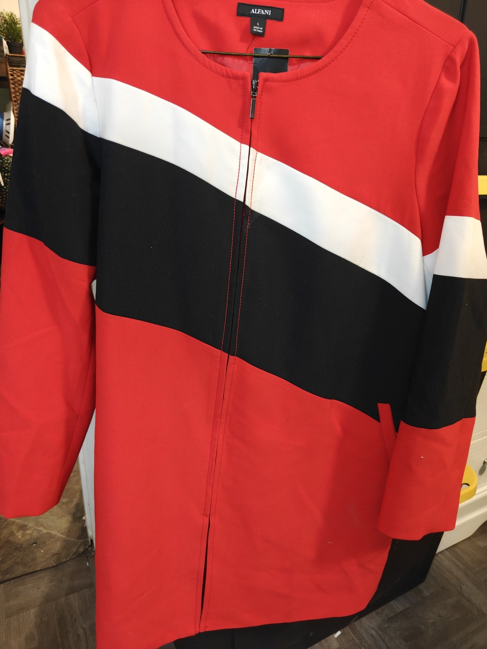 Alfani Women's Red Black White Diagonal Colorblock Zip Jacket